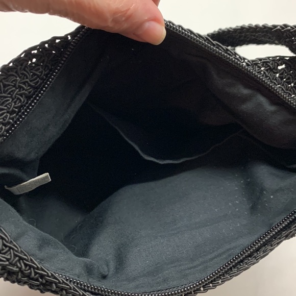 Black crocheted shoulder bag purse - Picture 7 of 11